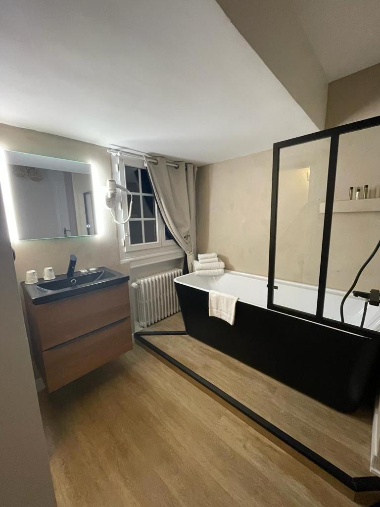 Hotel De La Mer - Deauville Blonville - Boutique Hotel De Charme Vue Mer Ou Campagne - Acces Direct Plage 외부 사진